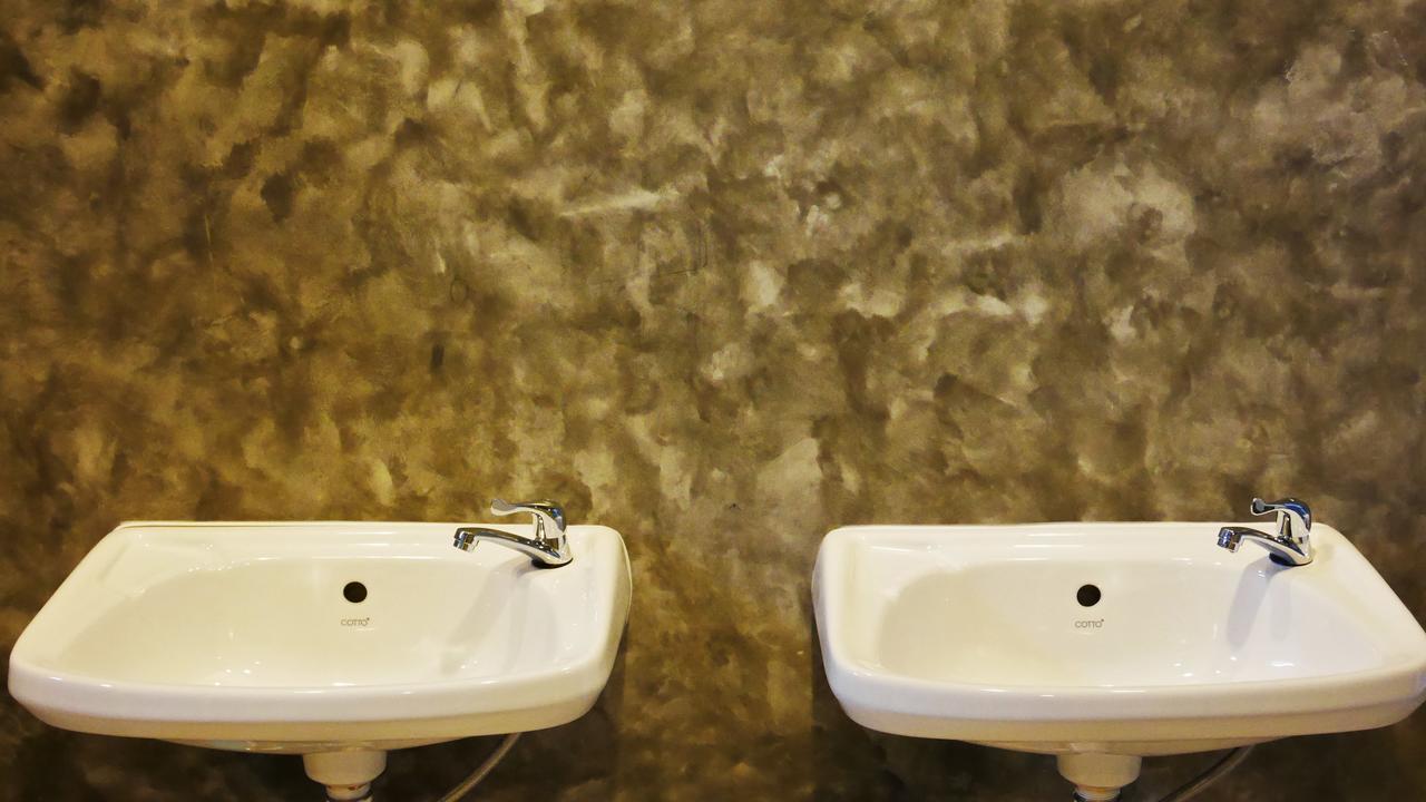 Amity Poshtel Hostel Krabi town