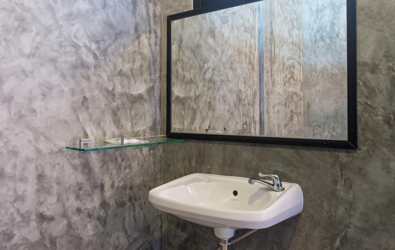 Hostel Amity Poshtel