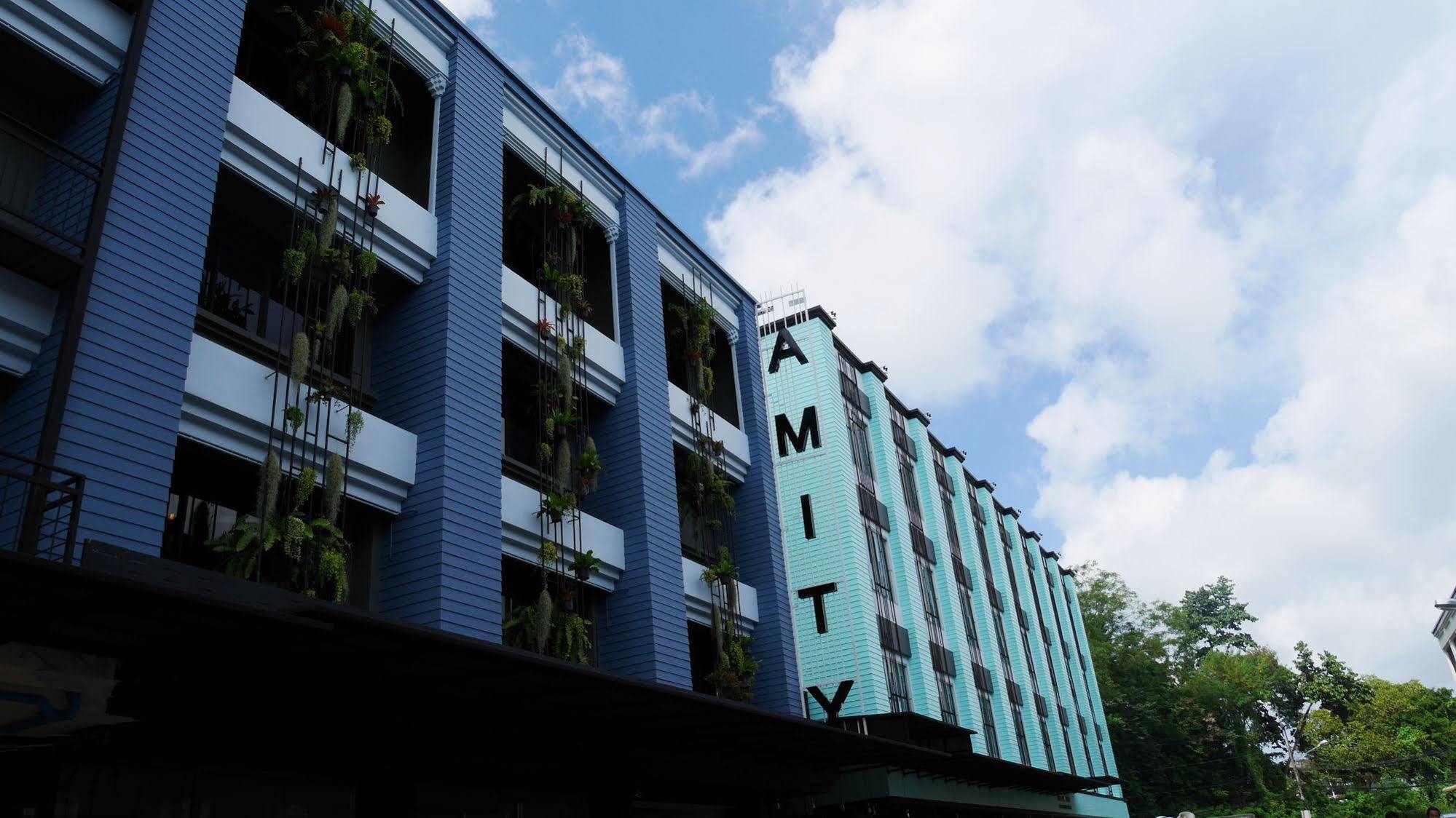 Amity Poshtel